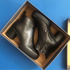 Ecco shape sculpted motion 35 ankle boots